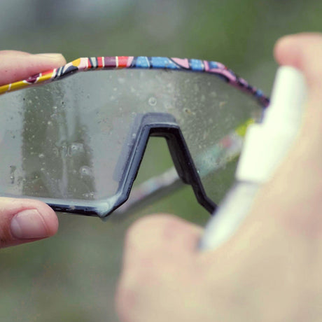 DIRT OFF (LIMPIADOR GOGGLES Y CASCO)