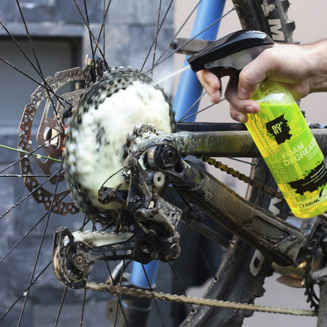 BE_DIRT_DESENGRASANTE_LIMPIEZA_DEPORTE_CICLISMO_FOAM_DEGREASER