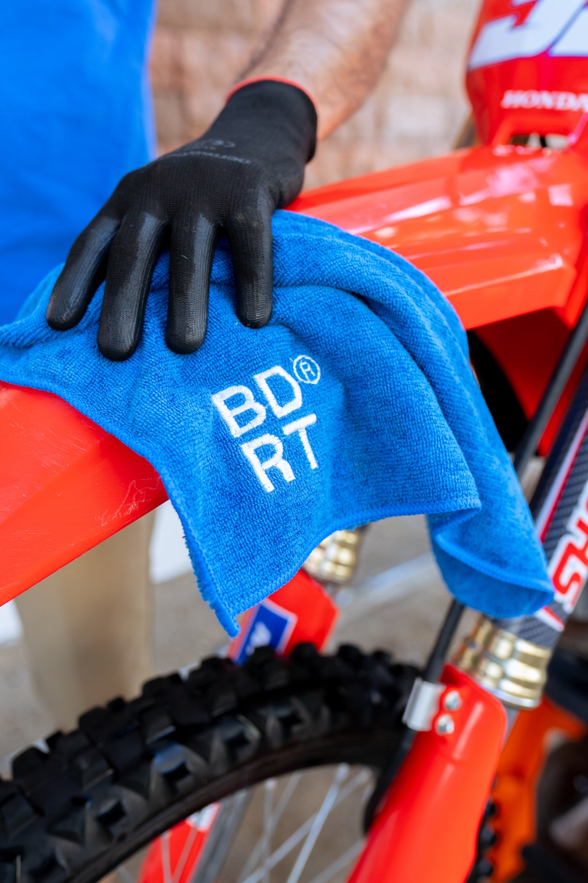 MICROFIBRA_TEXTIL_ TOALLA_ ABSORBENTE_ BICICLETA_BICI_MOTOCICLETA_MOTO_DEPORTE_CICLISMO_BTM_RUTA_ENDURO_LIMPIEZA_LIMPIO_LIMPIADORES_BE_DIRT